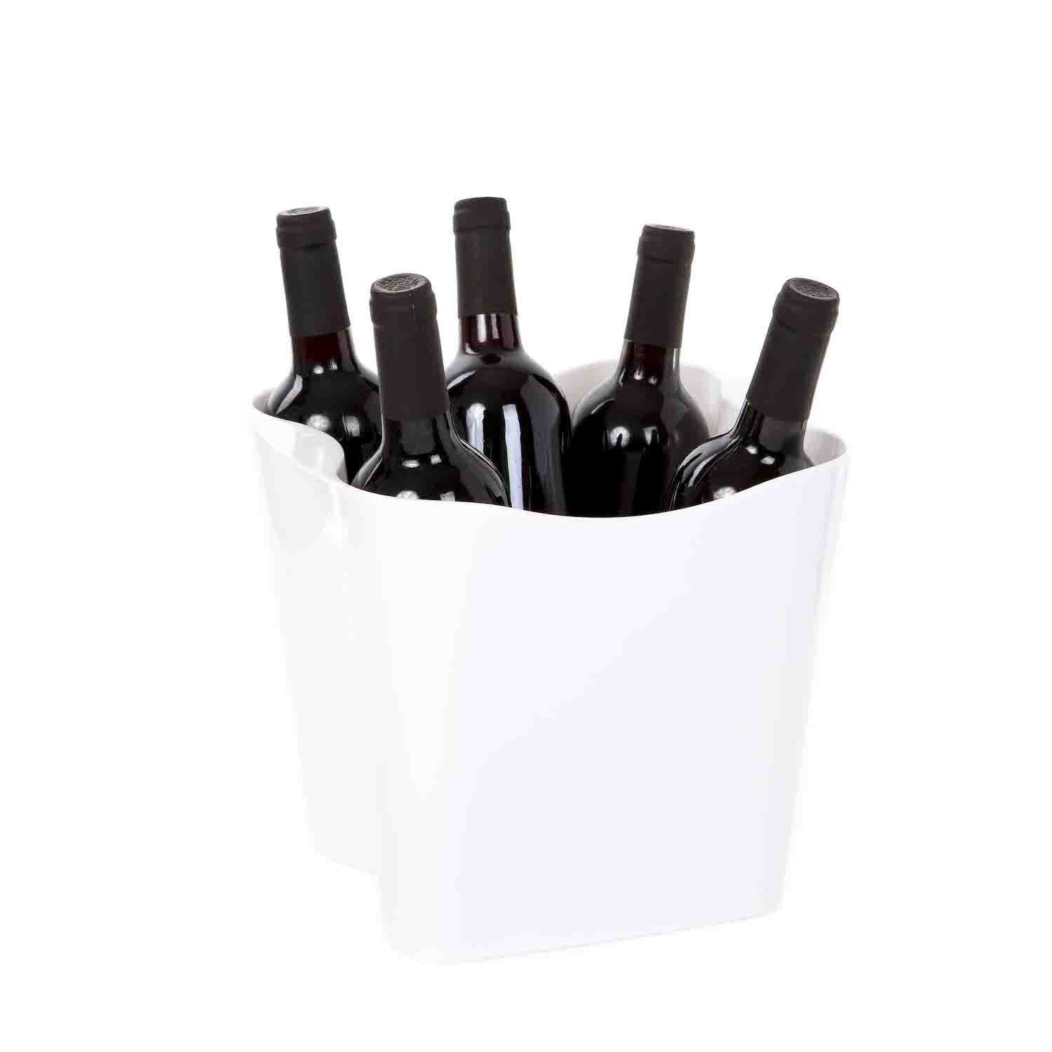 Spumantiera Duna, variante di colore bianco, con 5 bottiglie di vino al suo interno
