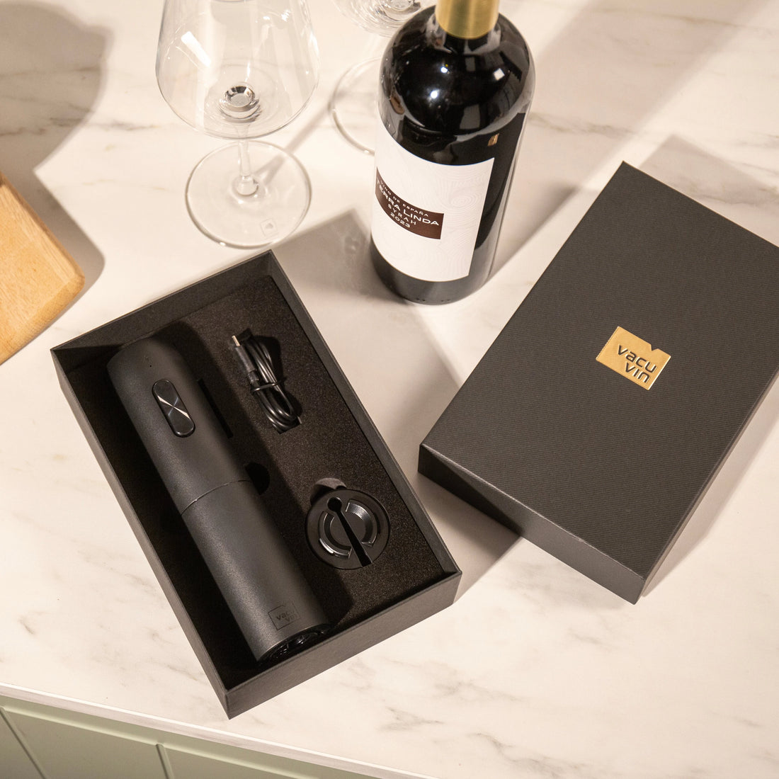 Electric Wine Opener - Cavatppi Elettrico Vacu Vin ricaricabile con tagliacapsule