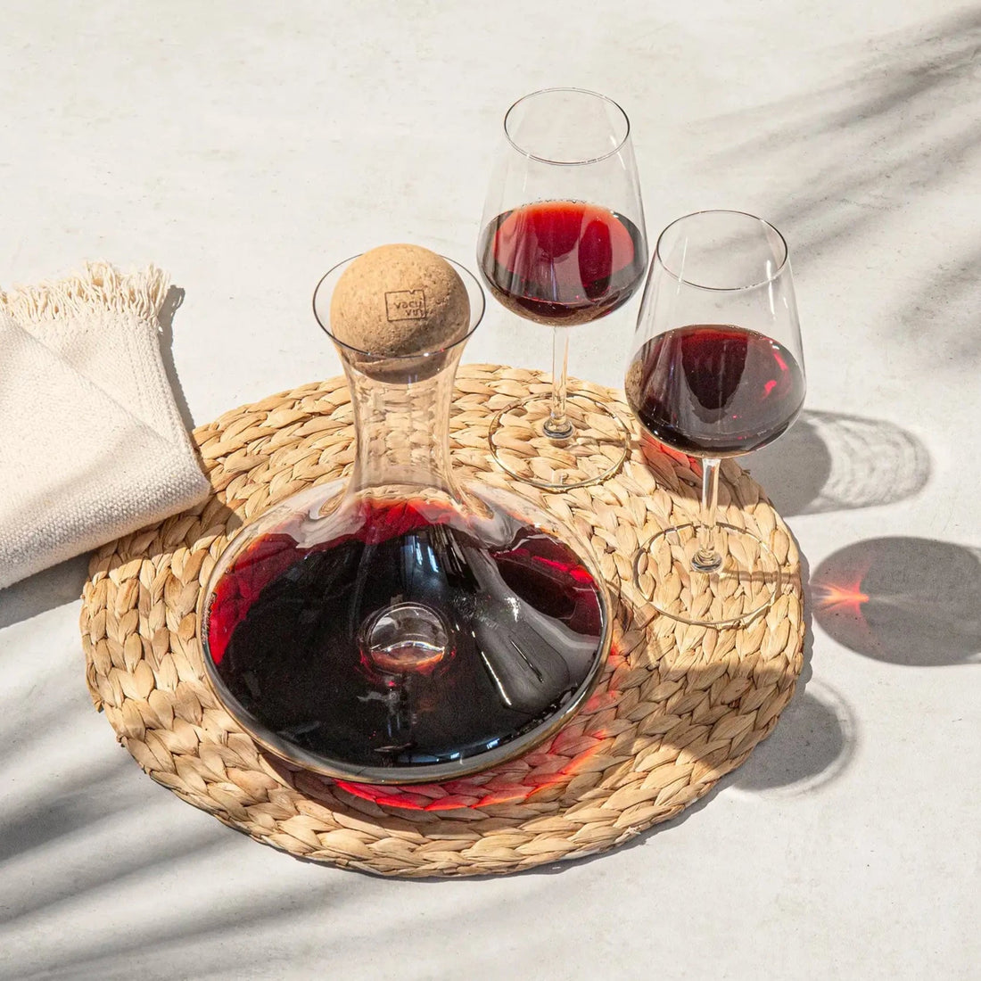 Decanter per Vino Vacu Vin, con tappo in sughero e dalle forme eleganti