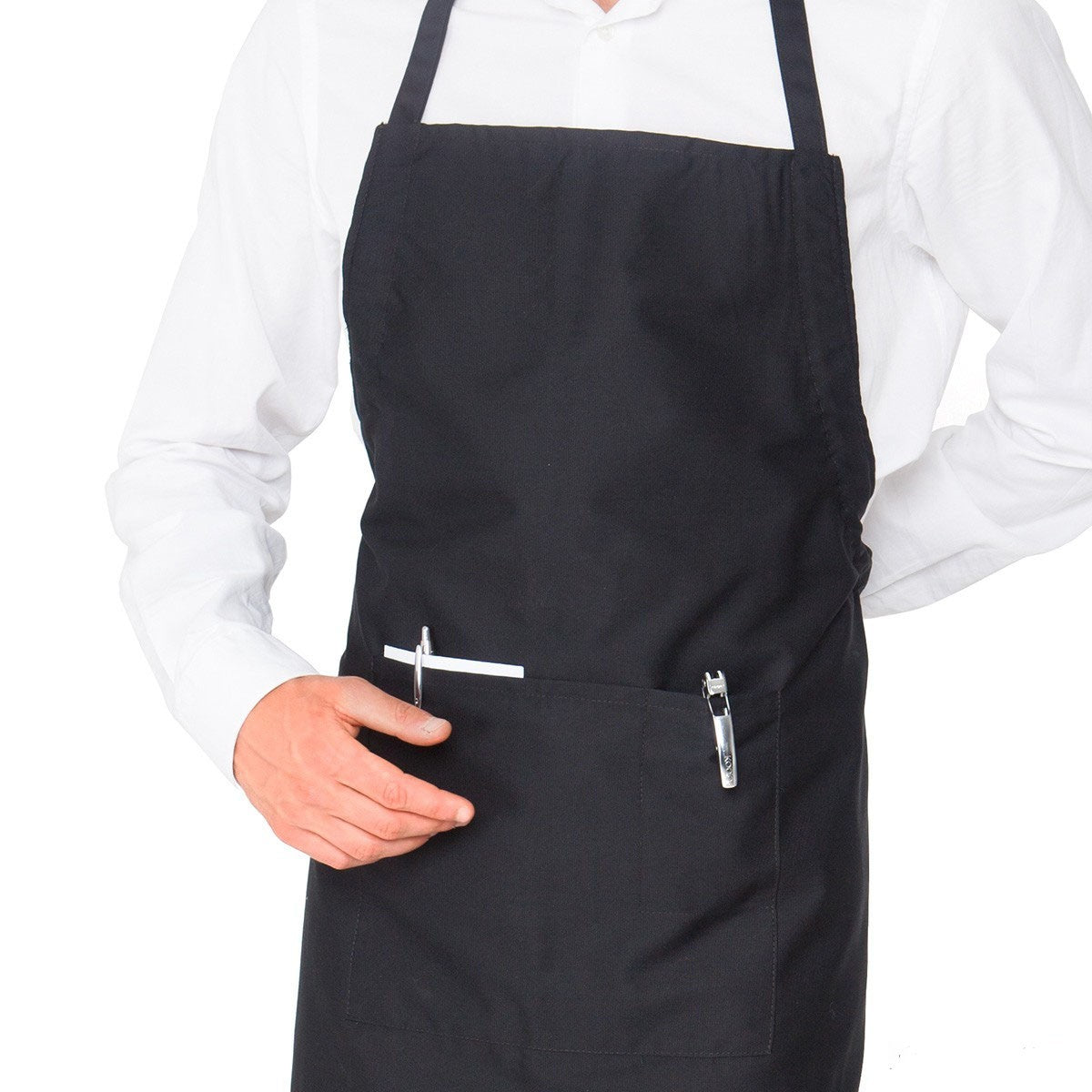 Dettagli del grembiule nero lungo da sommelier professionale, con tasche per taccuino e cavatappi professionale per vino